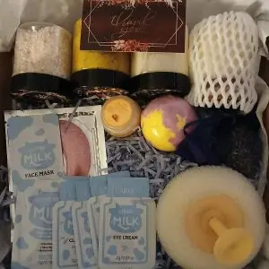 Radiance & Renewal Gift Box Radiance & Renewal Gift Box